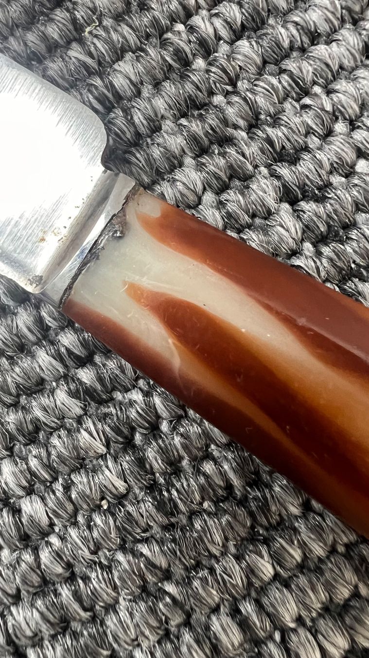 Messer: 6 Messer, Vintage, mit Marmor Optik Griff – Gebraucht aus Schmerikon von Kneisel 1