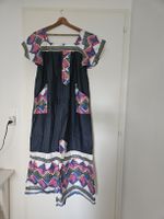 Robe Afrique, style unique et coloré – Taille XL/XXL (140cm)