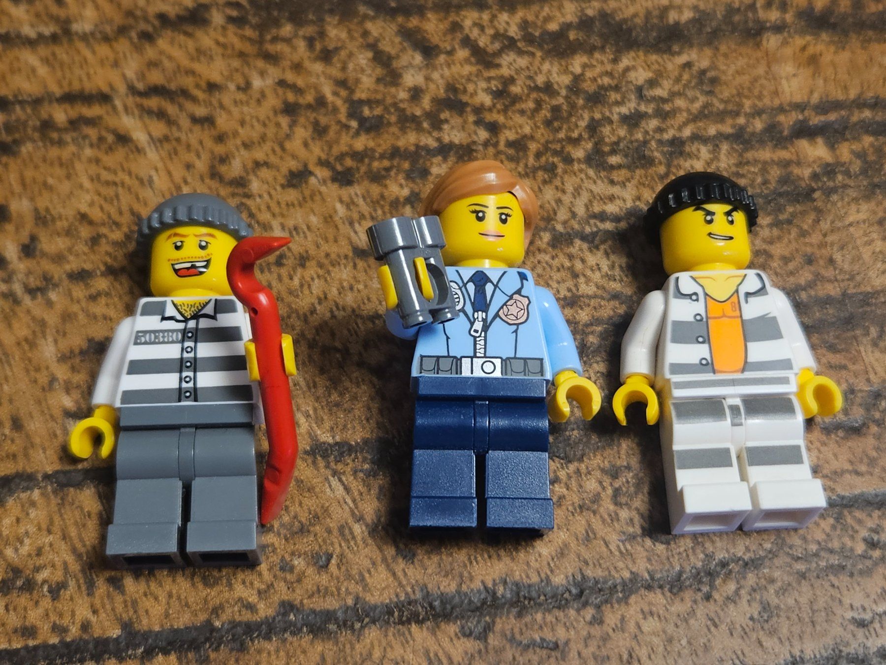 Lego Kit di costruzioni: lot de 3 figurines – Usato da Confignon venduto da Ecrofigs