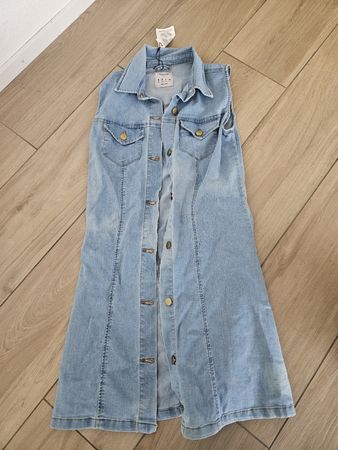 neues Jeanskleid