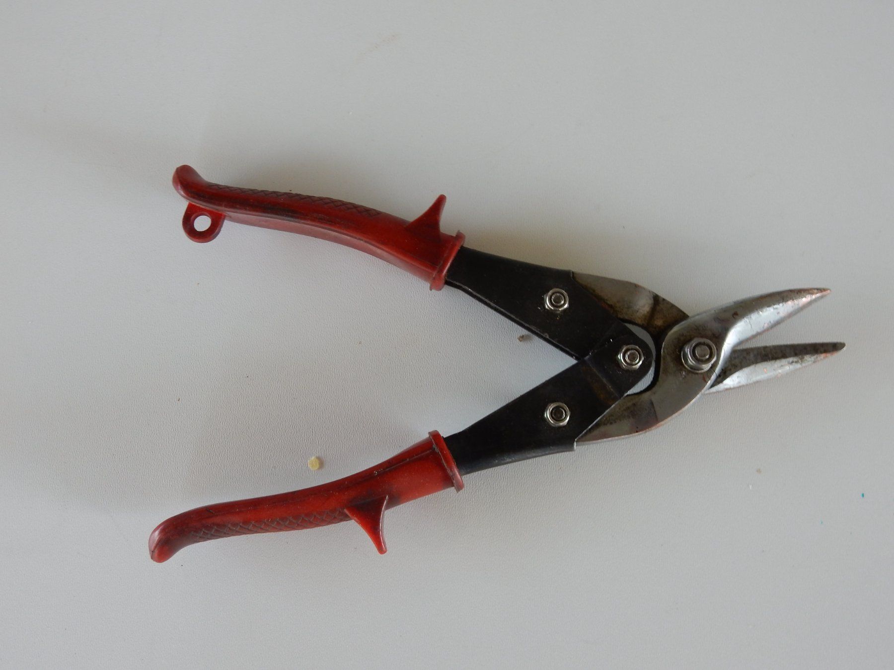 Tous les outils: Blechschere rot/schwarz gebraucht 1 Stück – D'occasion à Neuenegg par wisteibe 2