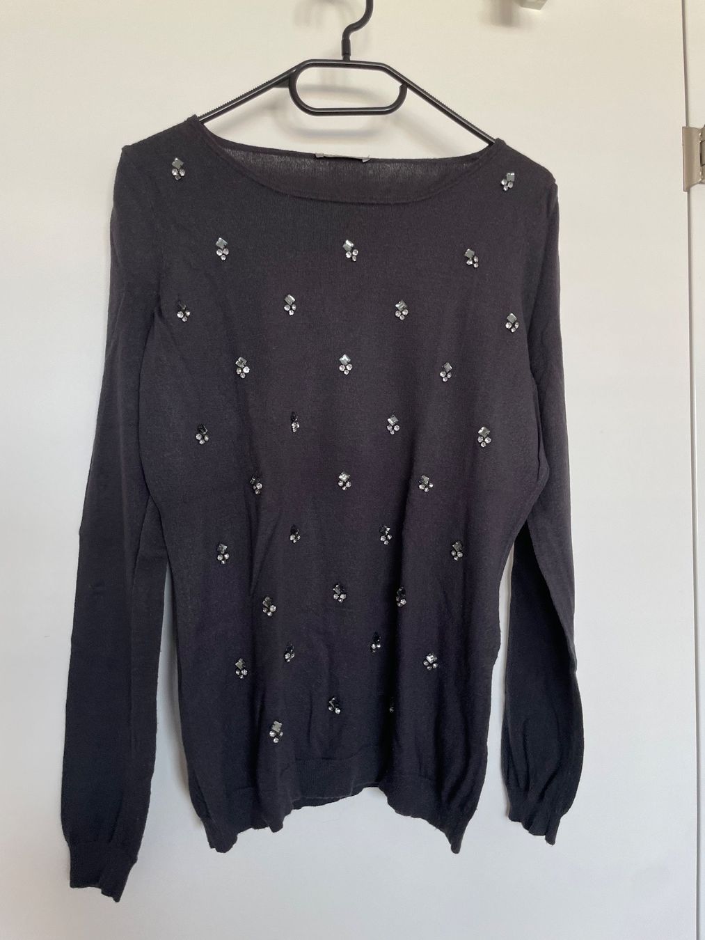 Pullover & Sweatshirts: Pullover mit Swarovski Verzierungen - Damen L – Neu (gemäss Beschreibung) aus Pfäffikon SZ von ansyyy