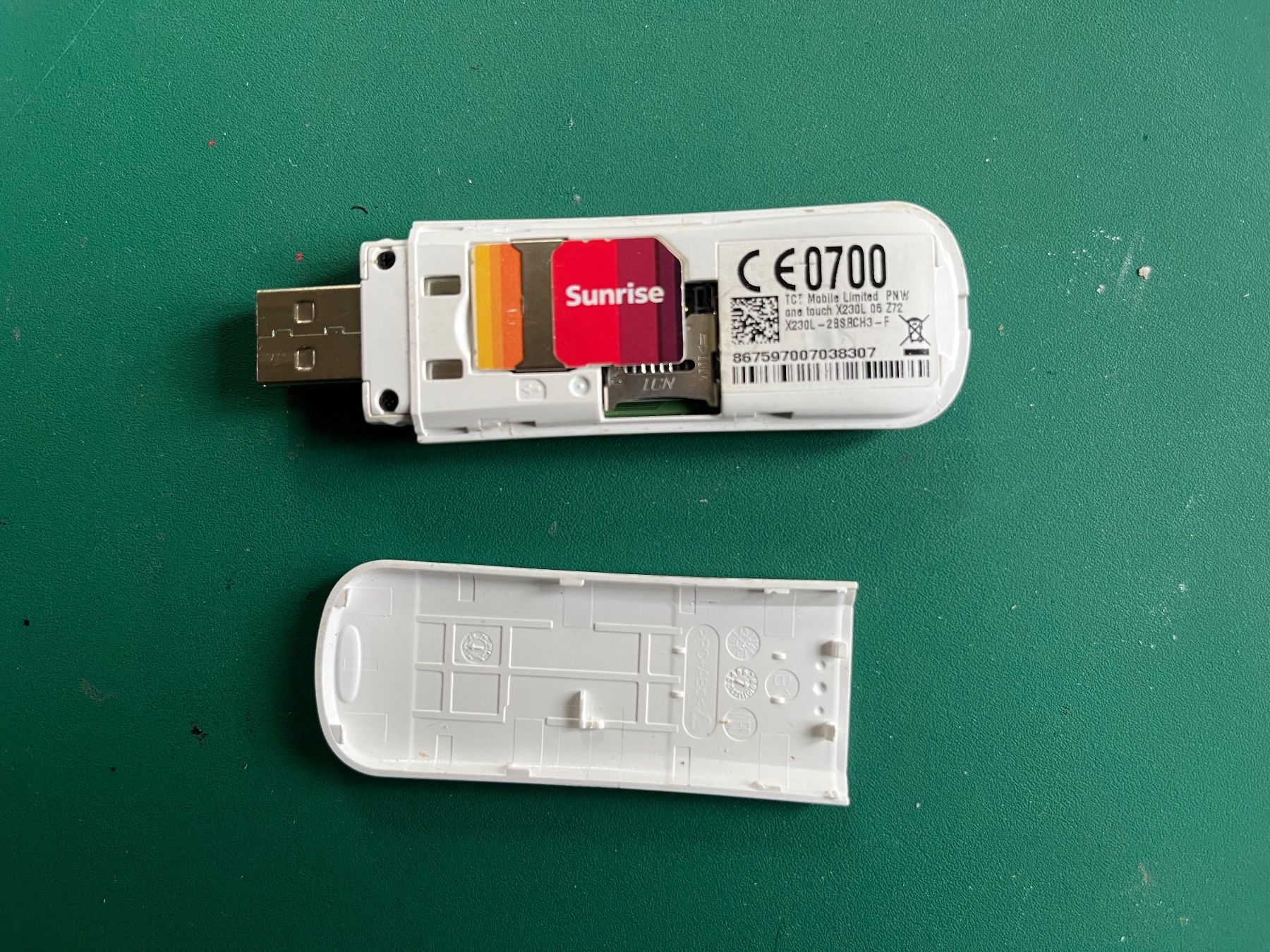 Chiavette USB: Sunrise USB Surfstick – Usato da Muttenz venduto da Bhuebi 3