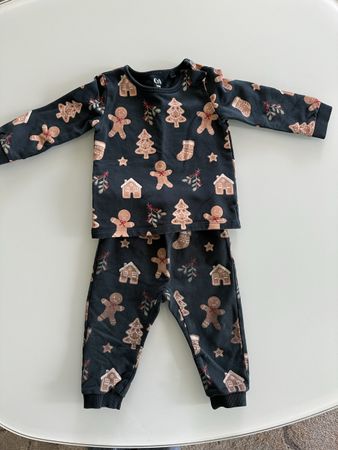 Winter/Christmas Pyjamas Set, Size 80, 9-12m