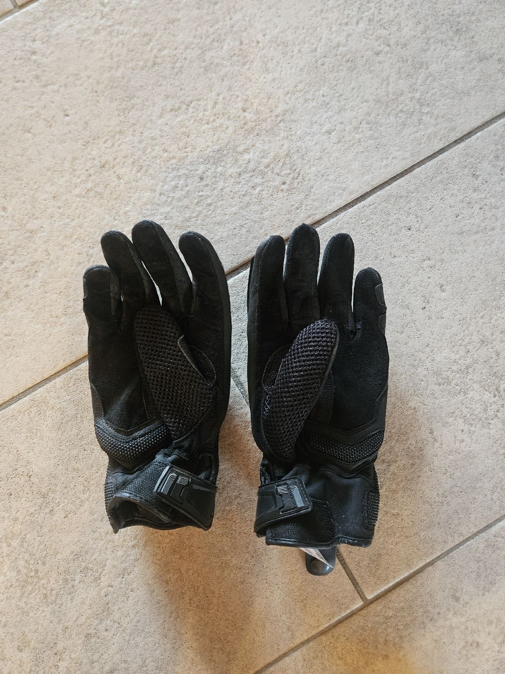Held Altri accessori da uomo: Held Biker Handschuhe Grösse L neuwertig – Nuovo (secondo la descrizione) da Wangen SZ venduto da baesche_sch 2