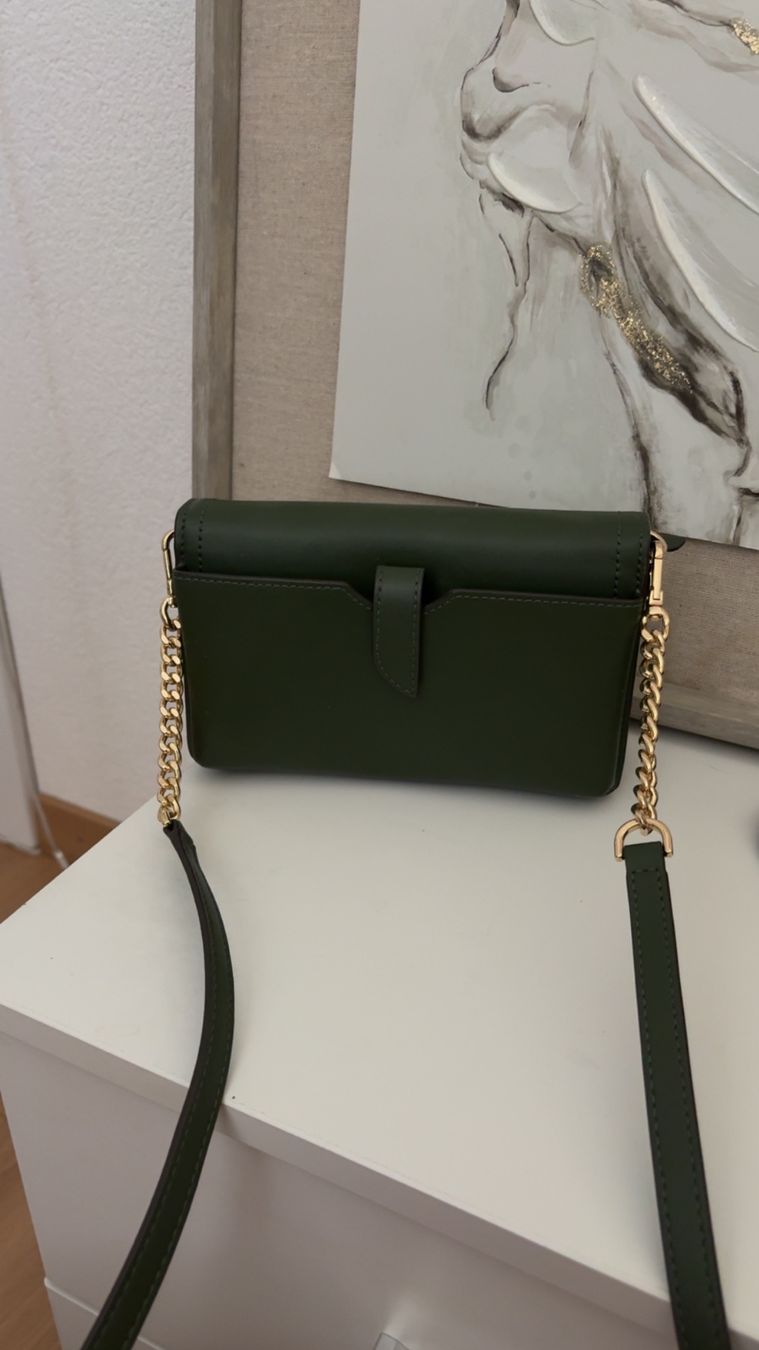 Michael Kors Borse da donna: Sac à main Michael Kors vert avec chaîne dorée taille unique – Usato da La Chaux-de-Fonds venduto da cal_2vmd 1