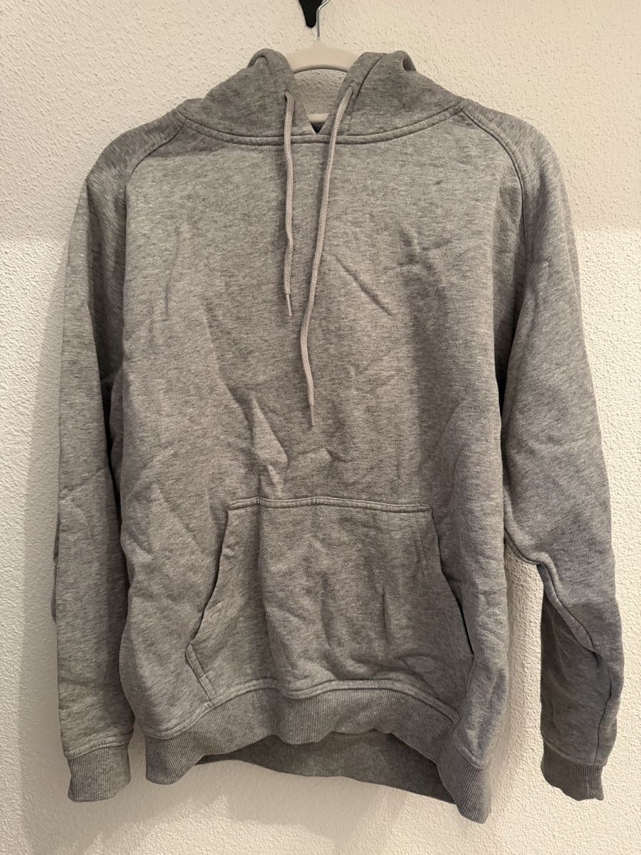 Maglioni & Felpe: Urban Classics Hoodie – Usato da Eschenbach LU venduto da Tatzi1