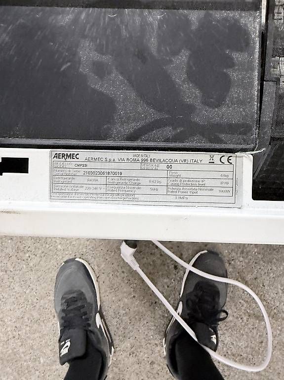 Condizionatori: Aermec CMP23I Klimagerät Klimatruhe – Usato da Würenlos venduto da Rm265 3