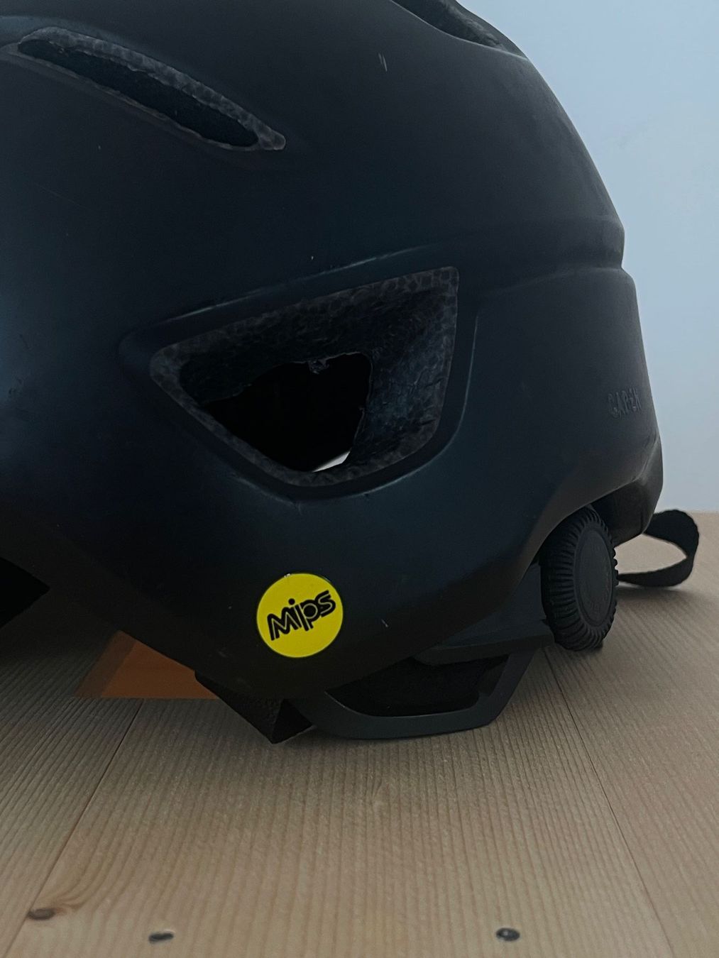 Giro Caschi: Fahrradhelm GIRO CADEN // mit mips // Grösse M – Usato da St. Gallen venduto da laramb 4