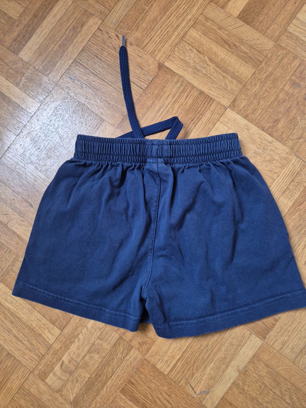 Pantaloni: Shorts blau, Gr. 134 – Usato da Dietikon venduto da grafad 1