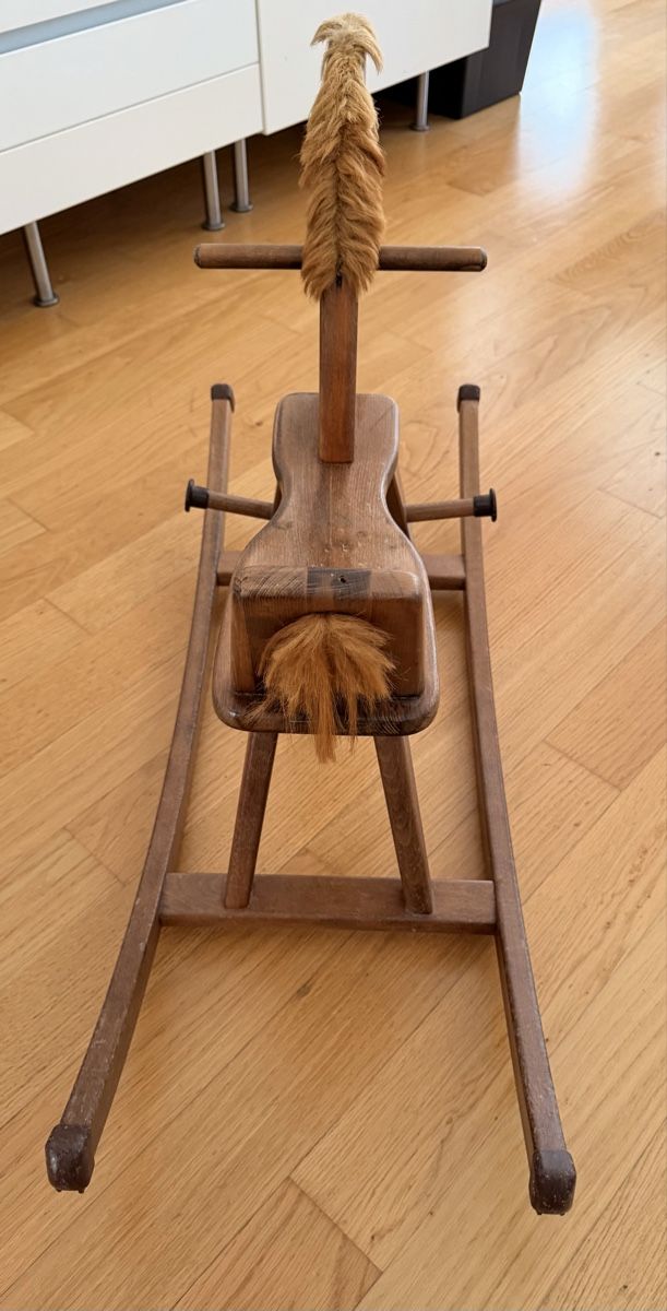 Altre altalene da giardino: Schaukelpferd Vintage Holz – Usato da Zürich venduto da Womancita 2