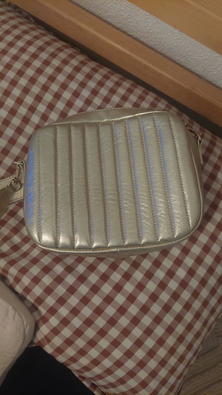 Borse da donna: Sac Balzac doré modele Cesar – Usato da Rolle venduto da avo_h2fw 2