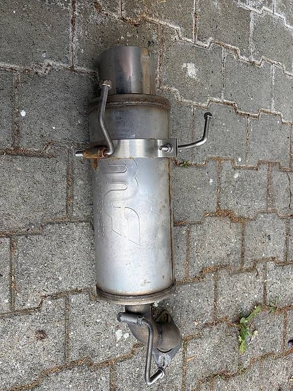 Tutti pezzi di ricambio auto: Magnaflow Endschaldämpfer Suzuki Swift – Usato da Wegenstetten venduto da fin_tvg7