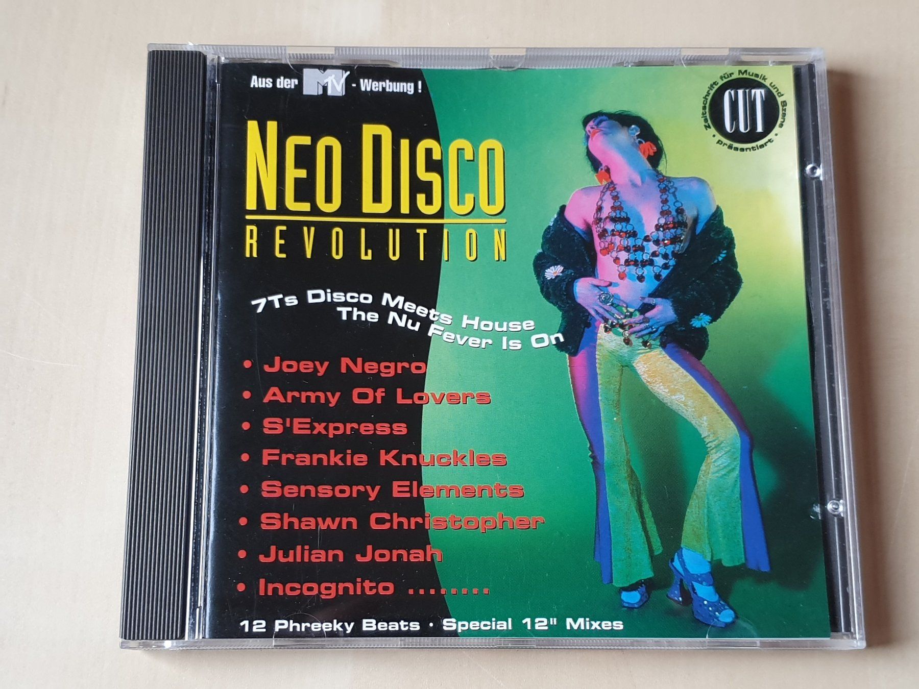 CDs: Neo Disco Revolution – D'occasion à Stansstad par collectorsshop