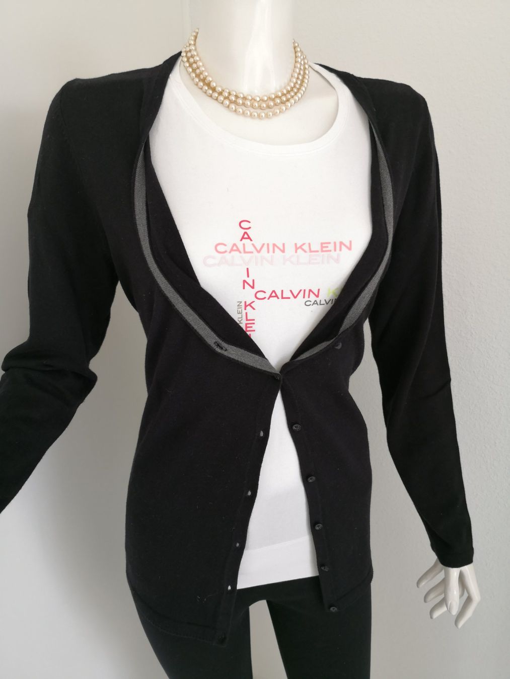 S.Oliver Giacche: 🤩S.OLIVER STRICK-JACKE SCHWARZ – Usato da Olten venduto da Naja-Twins-Twins 9