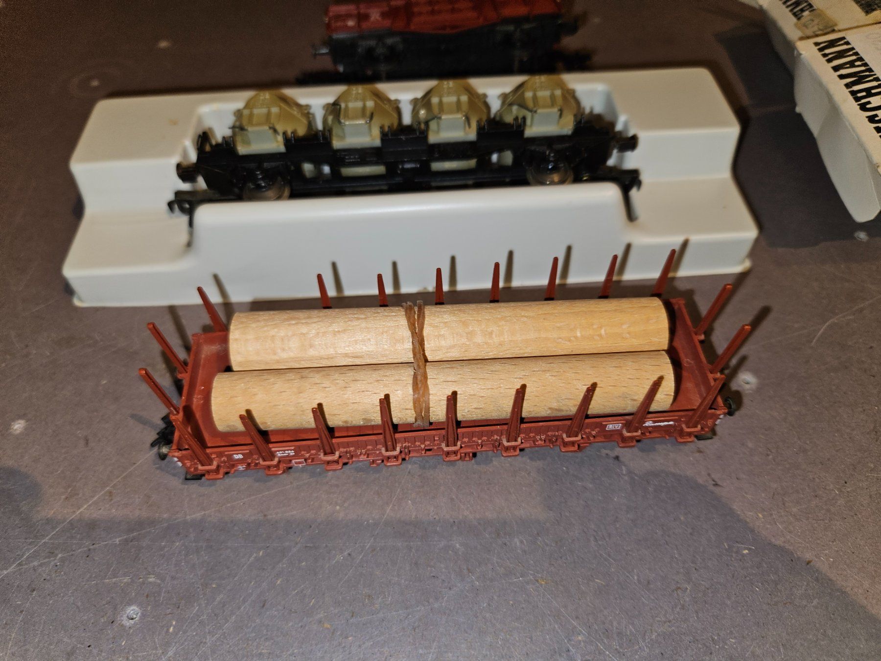 Fleischmann Modellini di ferrovie: Fleischmann Güterwagen  mit OVP – Usato da Bern venduto da lukas90pilze 1