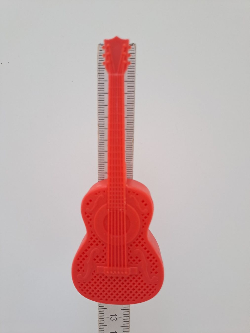 Libri: Boule à thé / tisane en forme de guitare – Usato da Denens venduto da Chanchantevend 2