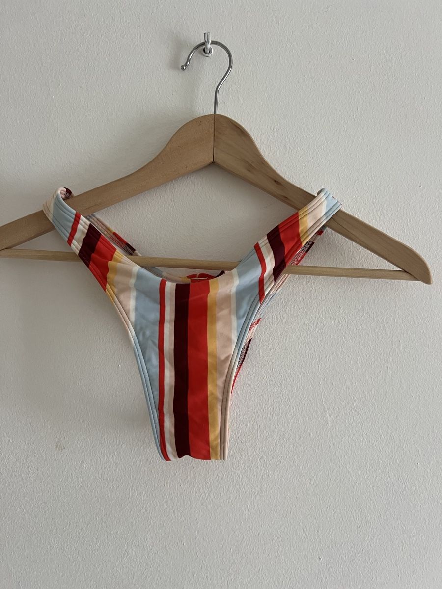 Hollister Costumi da bagno & Bikini: Hollister bikini brasilian cut S – Usato da Losone venduto da Misssslucie
