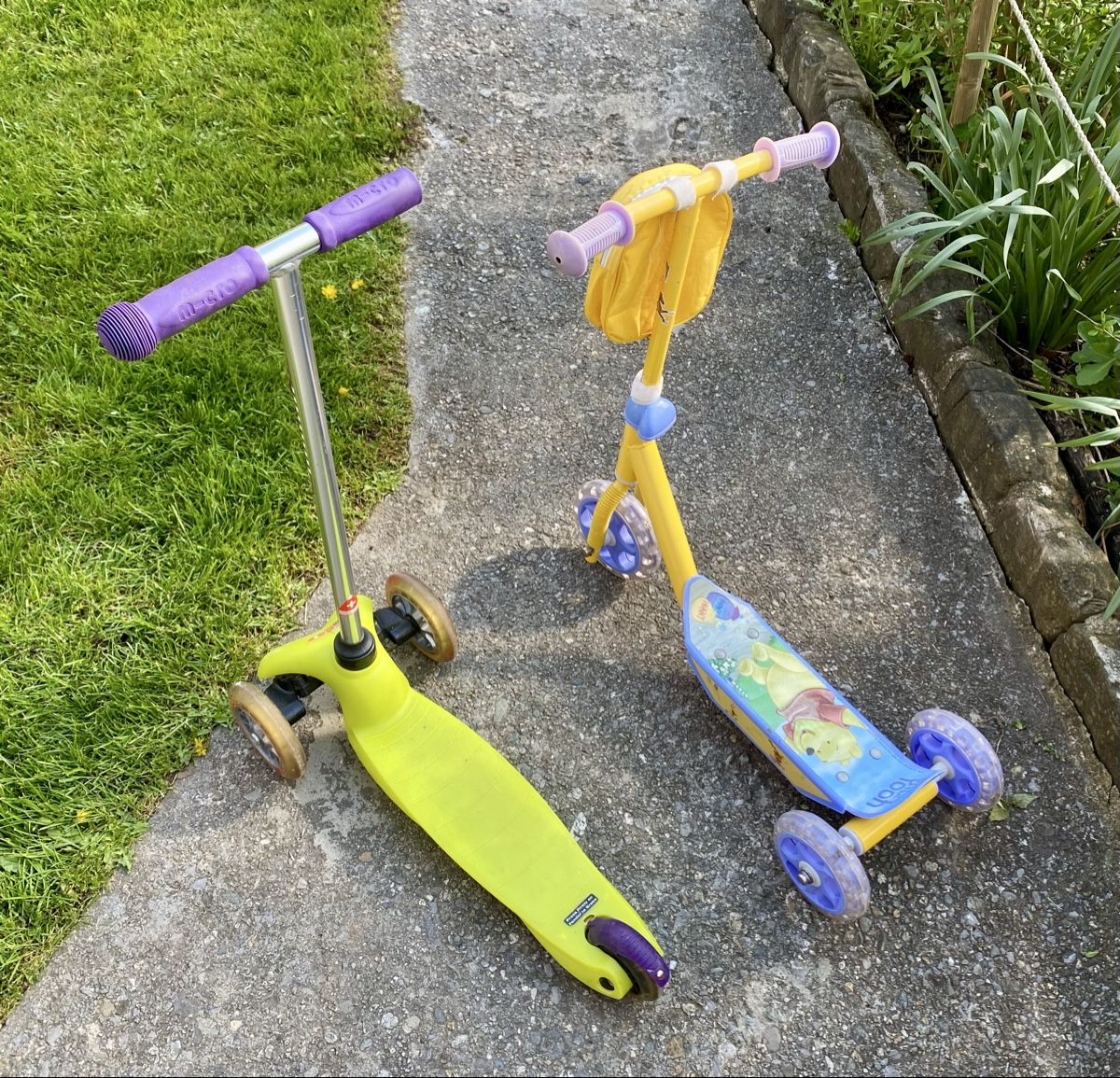 Kickboard: 2x Kinder Roller: Micro Mini & Disney Winnie Pooh – Usato da Hofstetten BE venduto da Caferacer 1