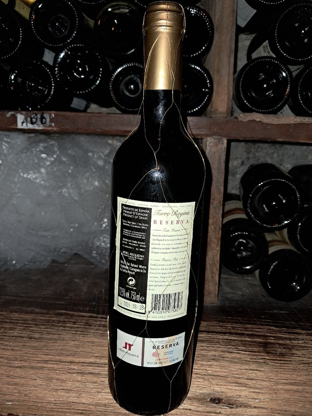 Vino: Bodegas Torre Regina Reserva  2005 – Nuovo e nell'imballaggio originale da Le locle venduto da juliensaran 2