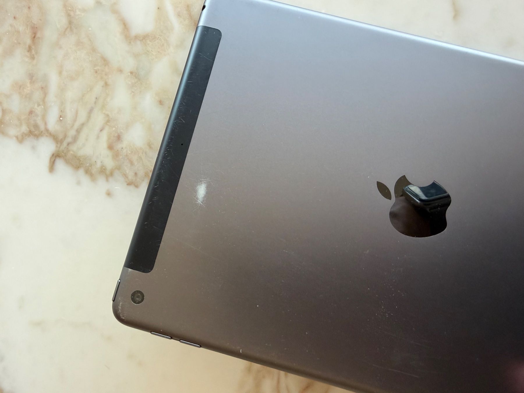Apple Tablettes PC: iPad 9. Gen 64GB Mod 2604 WiFi+Cellular – D'occasion à Scherzingen par oli_9rjp 4