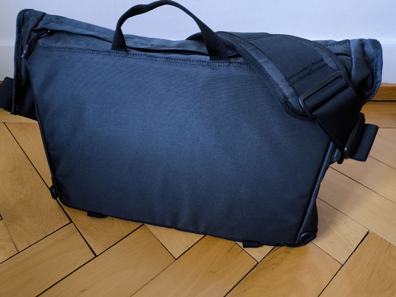 Borse: THULE Covert Messenger Tasche Pro-DSLR neuwertig! – Nuovo (secondo la descrizione) da Bern venduto da stefsvolta 7