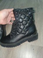 Bottes Guess en faux cuir noir, cloutées, taille 39