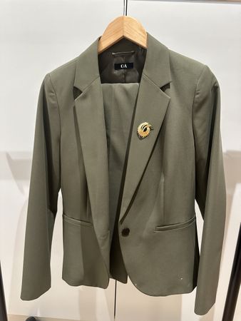 C&A Hosenanzug olive Gr. 40/42 – Blazer & Hose elegant