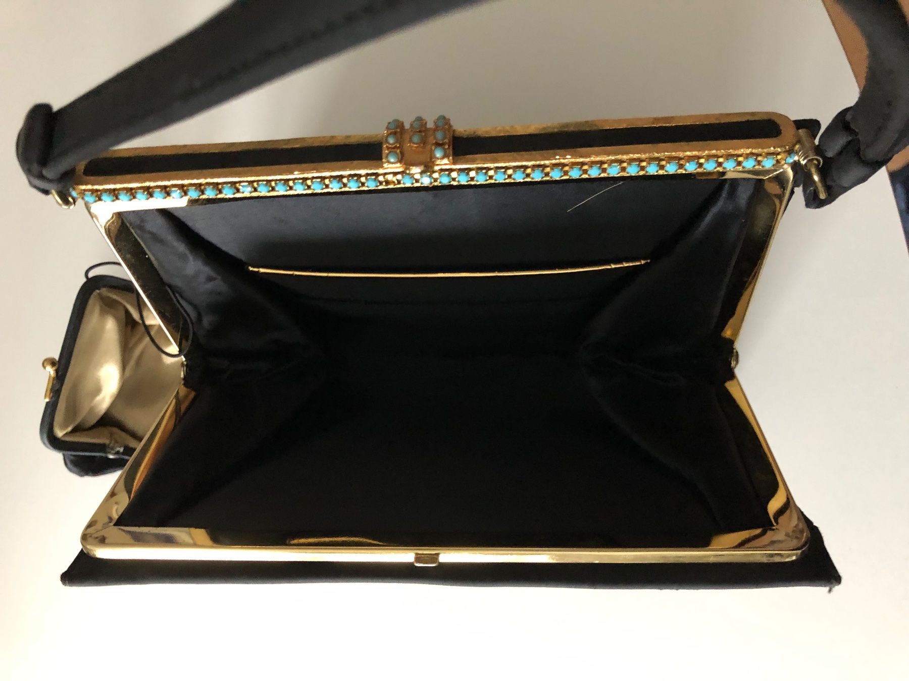 Borse da donna: LESTER BAG Abendtasche, New York, antik – Usato da Niederurnen venduto da Guste 3
