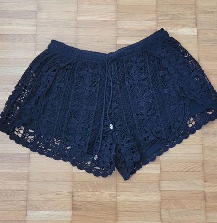 Schwarze Spitzen-Shorts, ideal für den Sommer Gr L