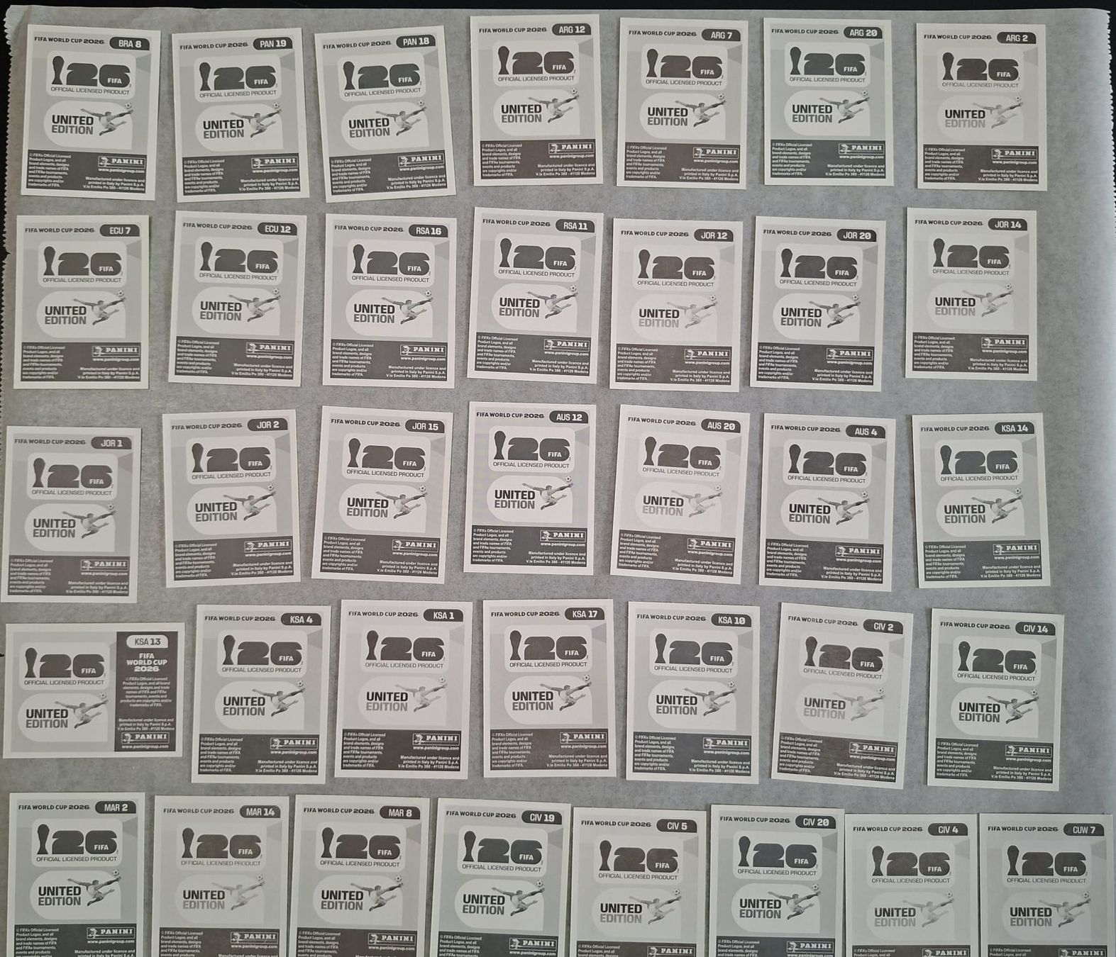 Panini Carte collezionabili: Bundle 220+ Stickers Panini World Cup 2026 + 30 Voucher Code – Nuovo e nell'imballaggio originale da Uvrier venduto da har_5k9n 4