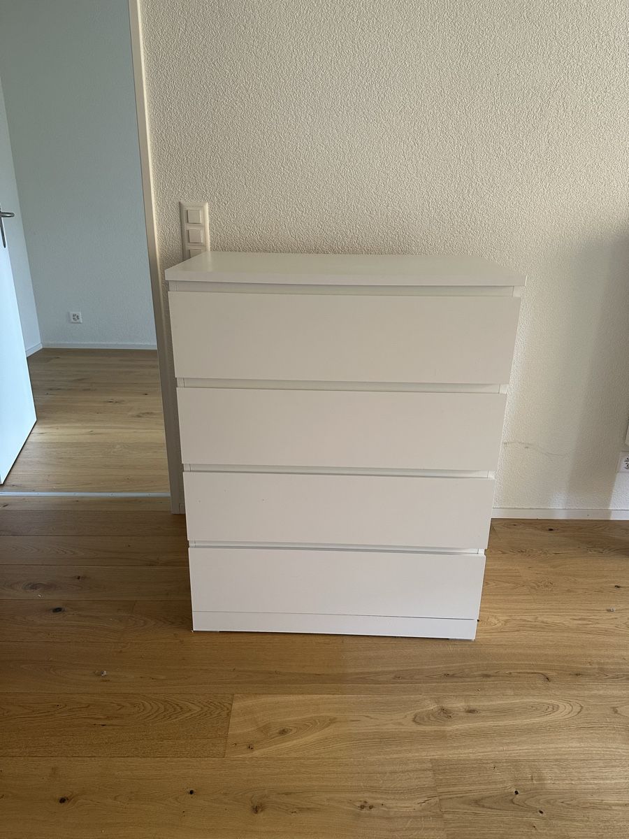 Ikea Commodes: MALM KOMMODE IKEA – D'occasion à Bern par laraschoenenberger