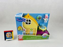 Hasbro Peppa Pig Wutz Haus Peppa beim Tierarzt NEU / OVP