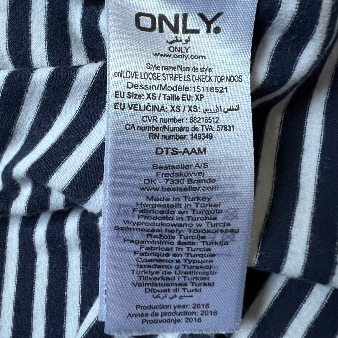 Only Pulls & Sweat-shirts: ONLY Langarmshirt 💙 – D'occasion à Zürich par ClosetQueen 8