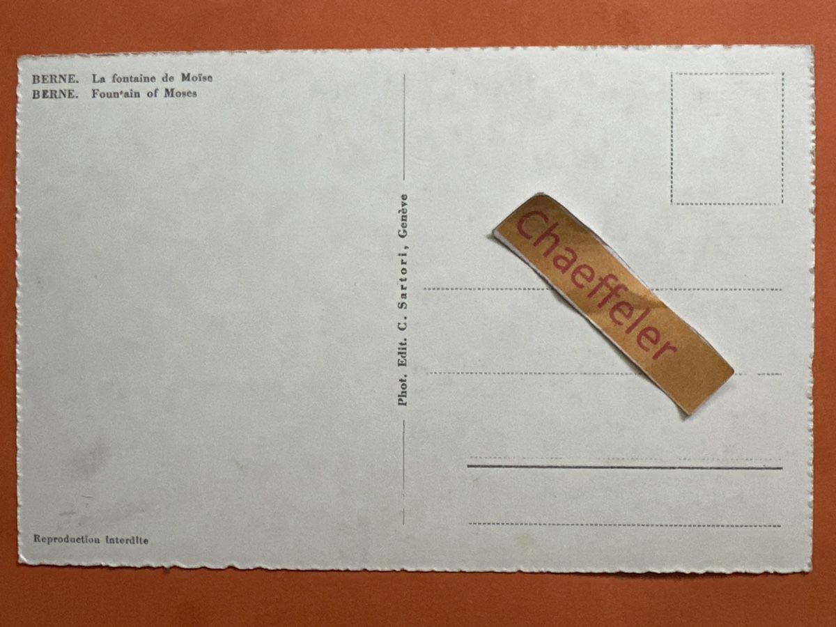 Cartoline postali: Bern, Mosesbrunnen mit Oldtimer  – Usato da Zürich venduto da Chaeffeler 1