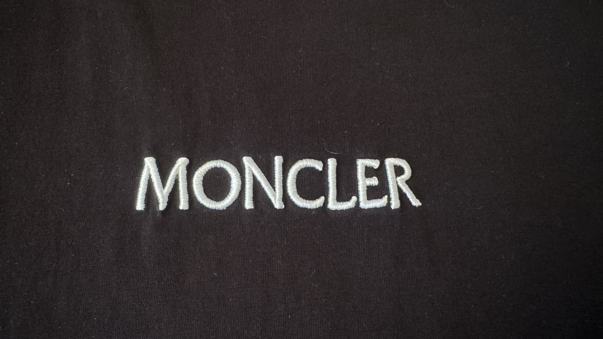 T-Shirts: Moncler Black T-Shirt Size M – Gebraucht aus Brugg AG von GiovanniVercetti 4