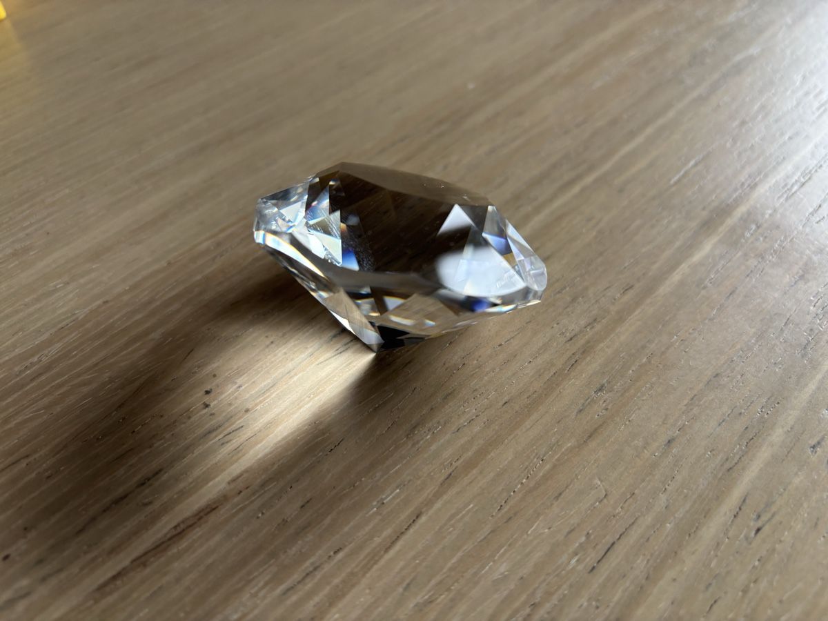 Swarovski Figuren: Swarovski Glas Diamant mit Schatulle – Neu und originalverpackt aus Ennetbaden von Section_H 2