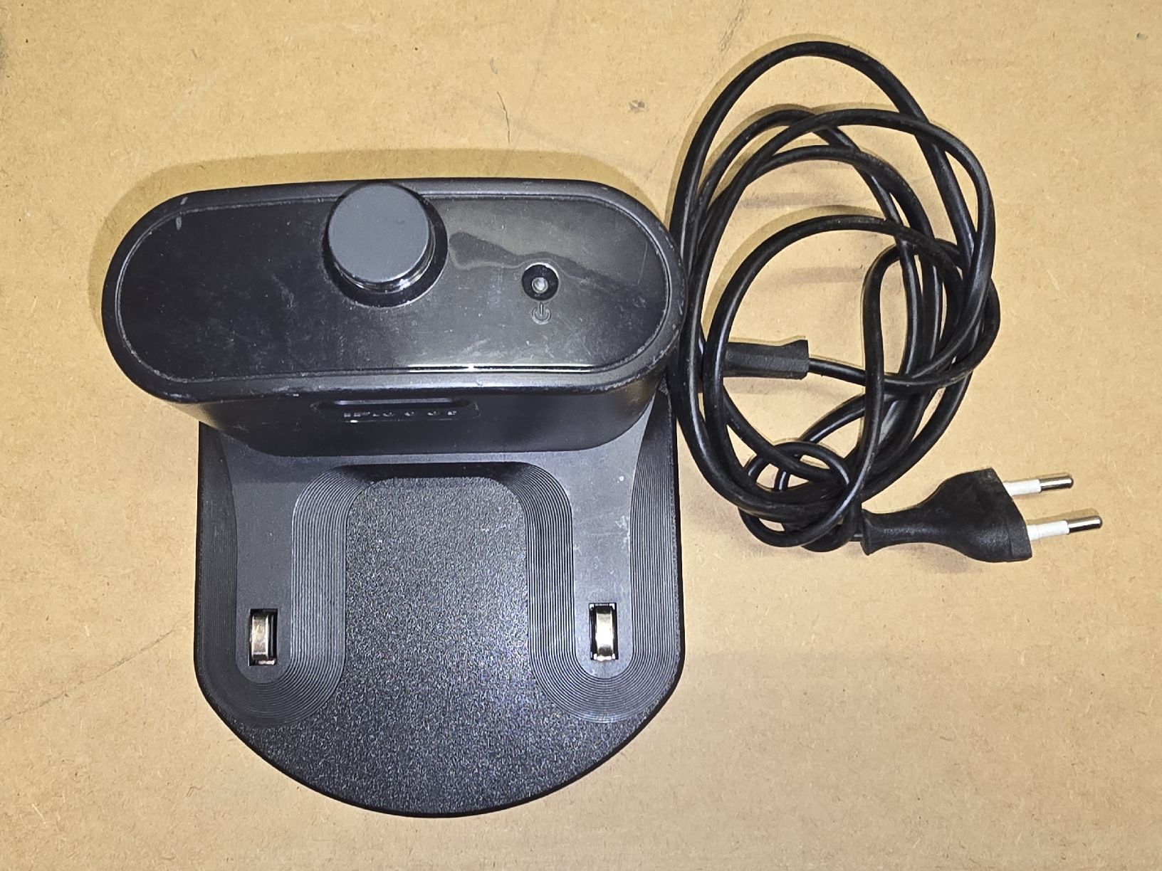 Docking station: iRobot Ladestation Ladegerät – Usato da Lenzburg venduto da cameleoncolor 1