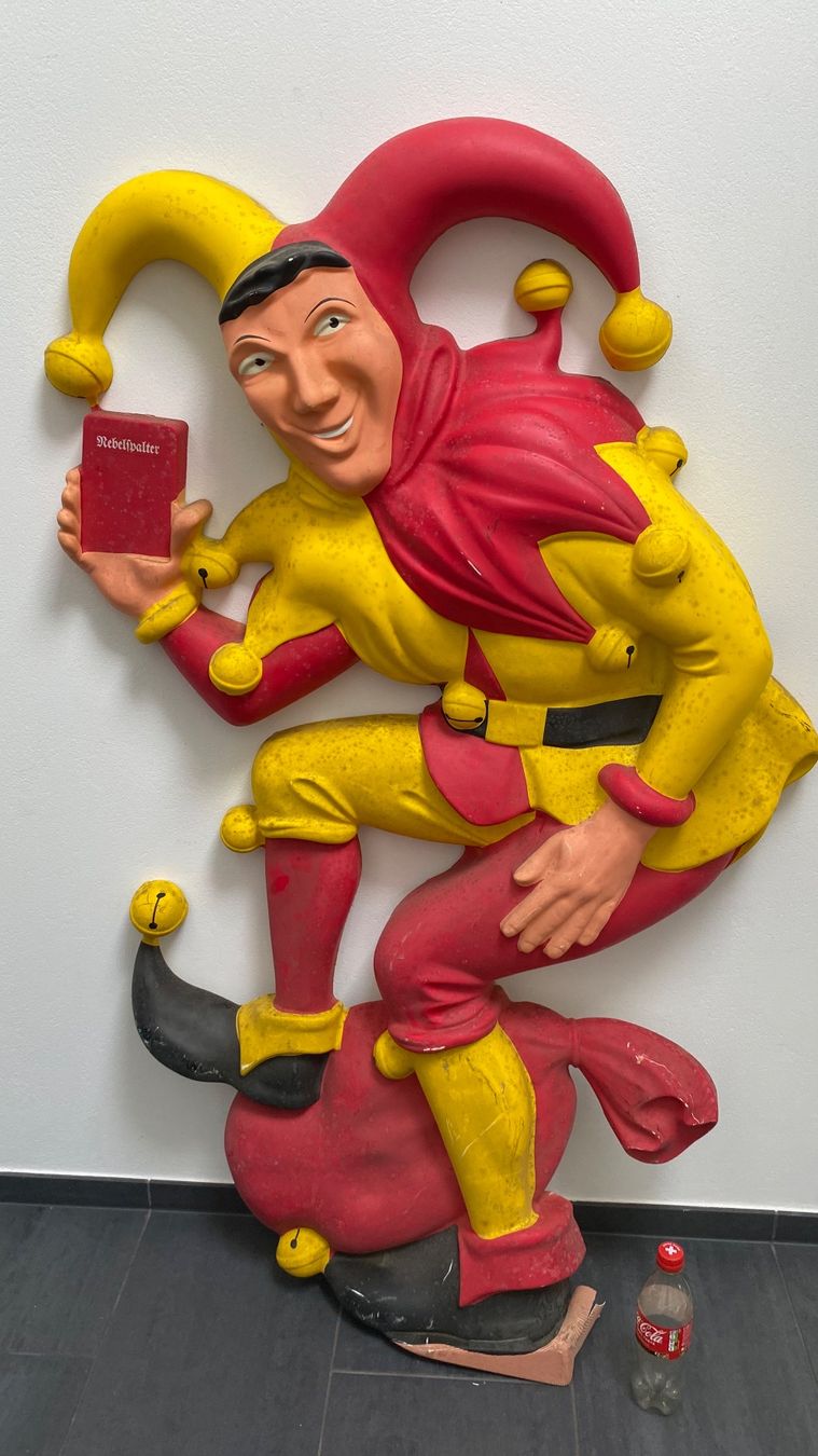 Statuette: grosse Sammelfigur  "Till Eulenspiegel" – Difettoso da Basel venduto da ota_2f9m