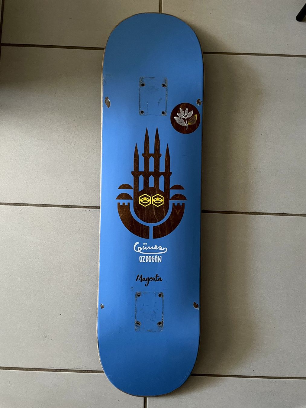 Skateboards: Skate Magenta 8.0 – Gebraucht aus Courtaman von ale_5jxm
