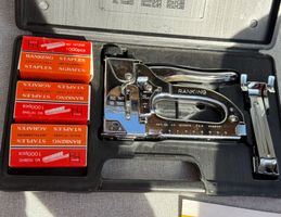 Agrafeuse vintage - Ranking HH-757 Staple Gun Kit