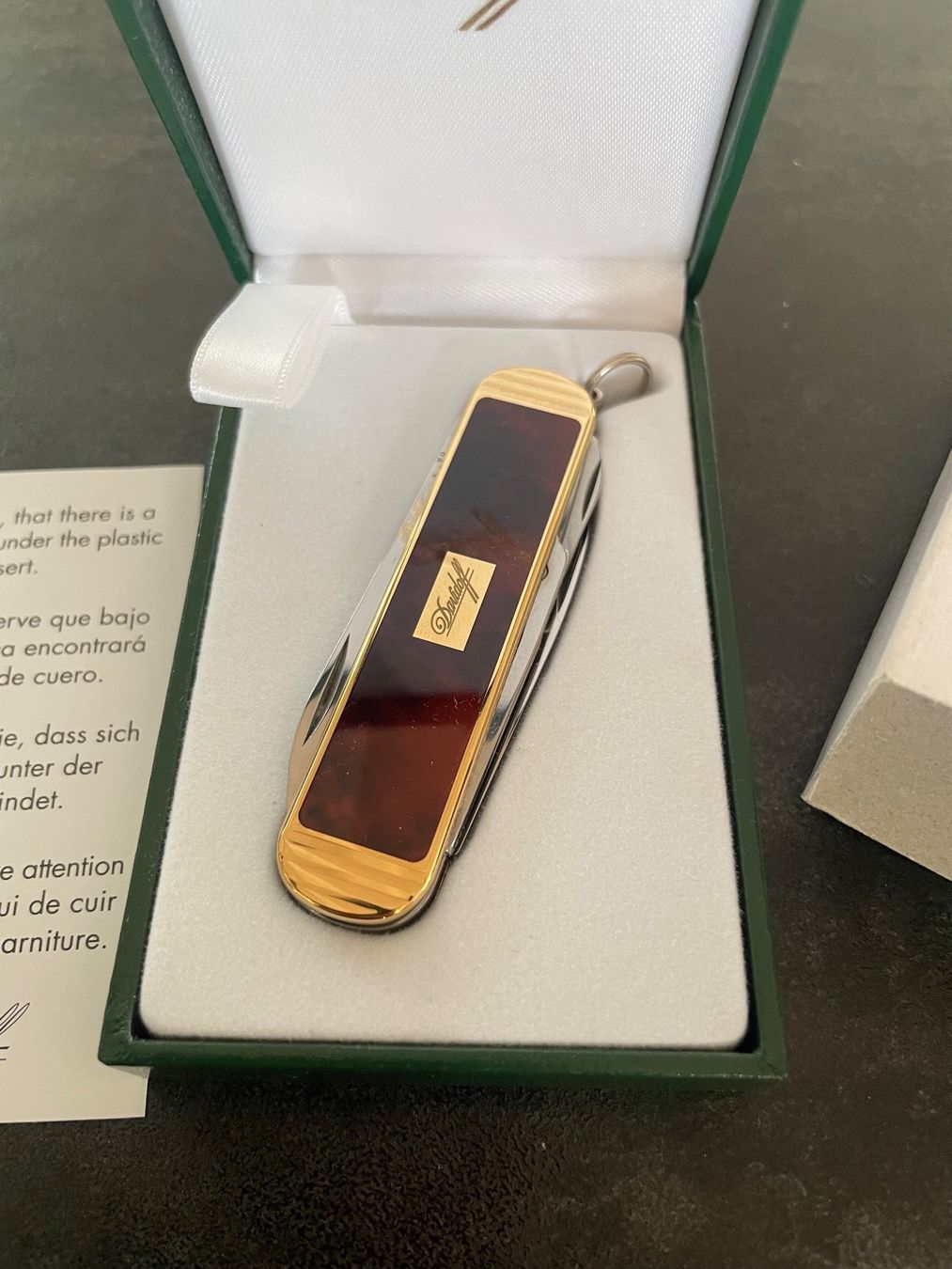 Victorinox Coltelli tascabile: Couteau Vintage Victorinox Davidoff – Nuovo e nell'imballaggio originale da Vallamand venduto da Bricbracbroc82 1