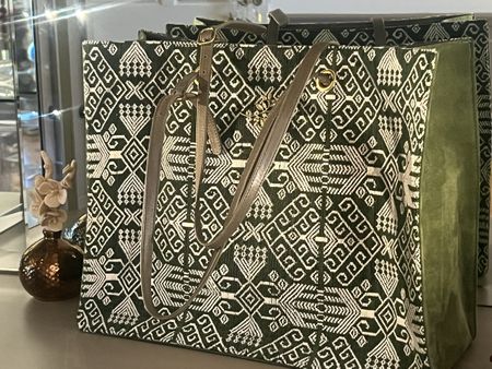 Sac neuf Claris Virot pour Les Airelles Courchevel