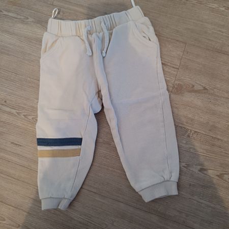 Hose Grösse 92