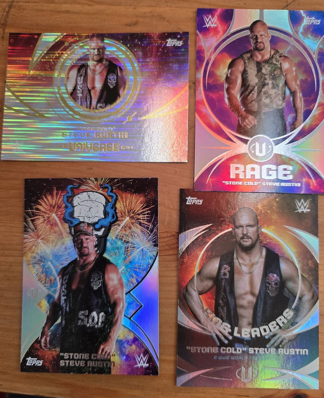 Topps Carte collezionabili: Topps Stone Cold Steve Austin Sammlung – Nuovo (secondo la descrizione) da St. Gallen venduto da SaintCity 2