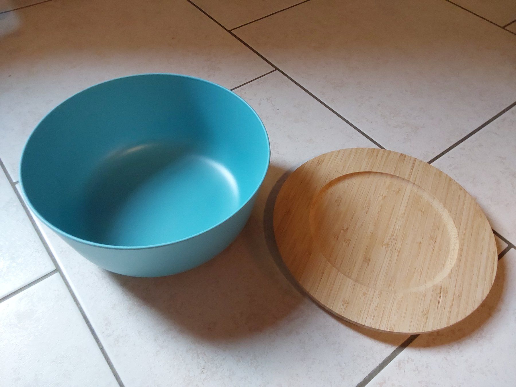 Ciotole: Salatschüssel Bambusdeckel Blau – Nuovo (secondo la descrizione) da Rüegsbach venduto da hpl02 2