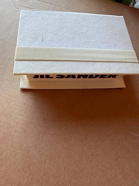 CDs: Jil Sander bijoux – Neuf avec emballage d'origine à Martigny-Croix par BloodyRedSky 1