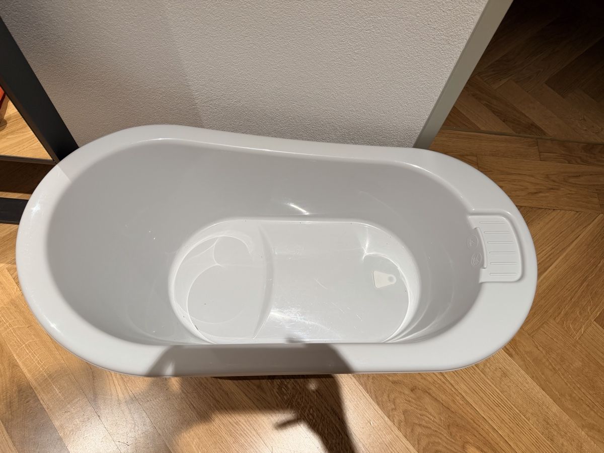 Badespass: Baby Badewanne – Neu (gemäss Beschreibung) aus Meilen von ana_nln9 1
