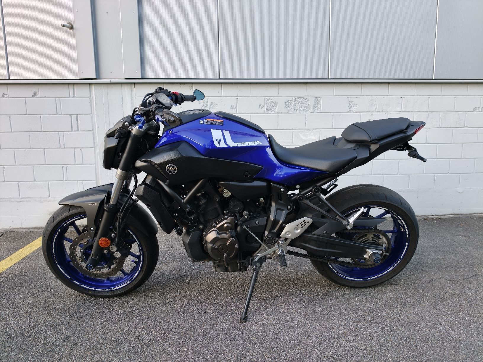 Yamaha Strada: Yamaha MT-07 35kW – Usato da Adliswil venduto da LA_Autos 1
