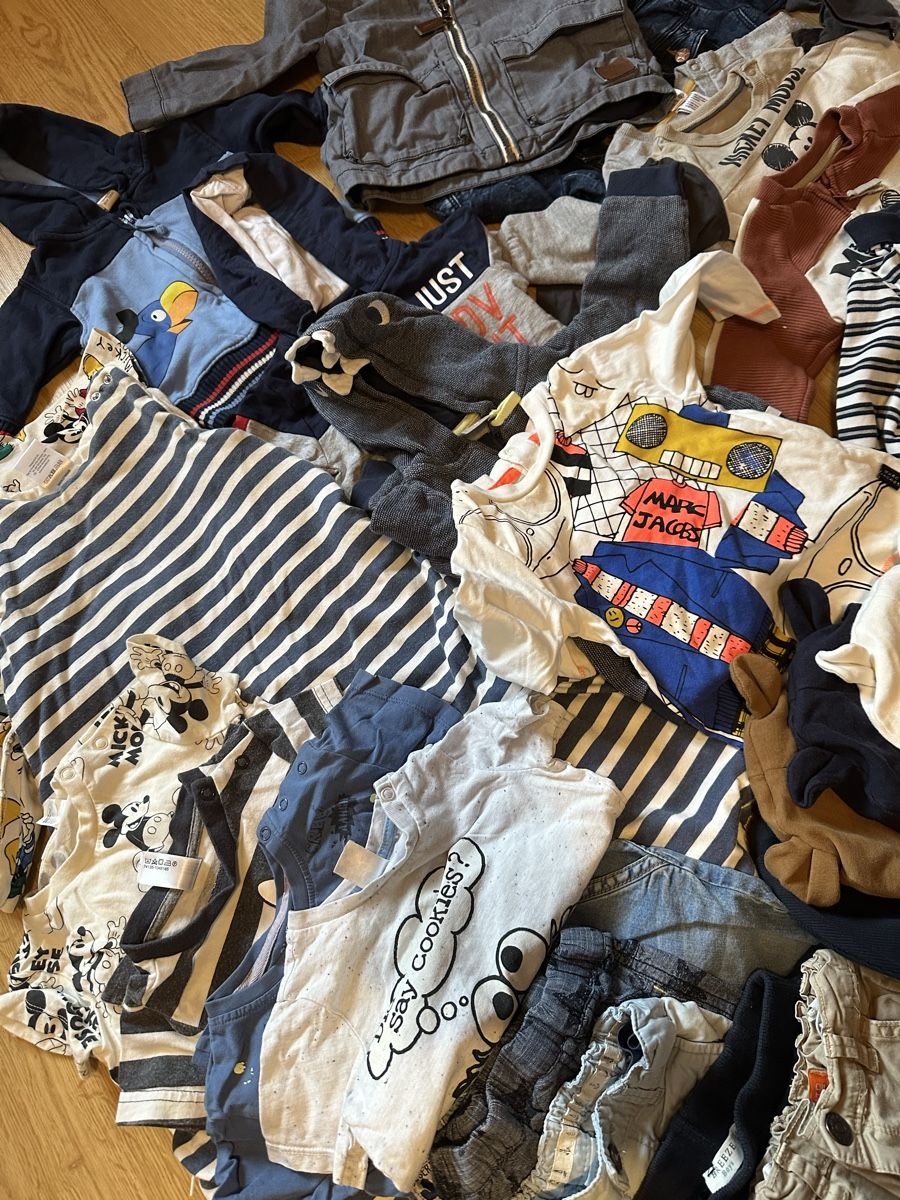 Lotti & Set di vestiti: Junge Kleider Gr. 74 von Topmarken – Usato da Münsingen venduto da Secondhand89 7